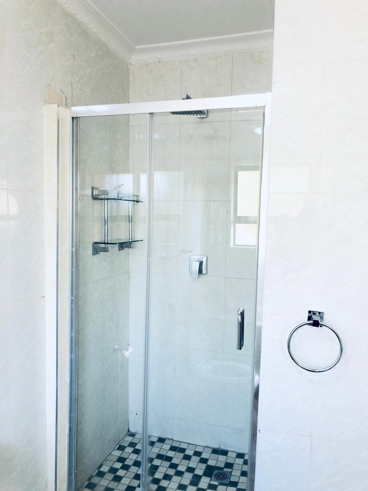 Gabz Airport Inn Gaborone Bagian luar foto
